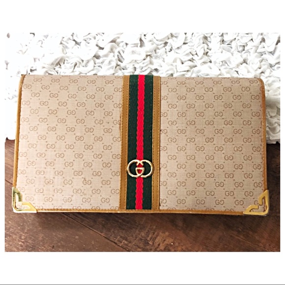 Gucci Handbags - RARE🌟AUTH VINTAGE GUCCI CLUTCH W/STRAP